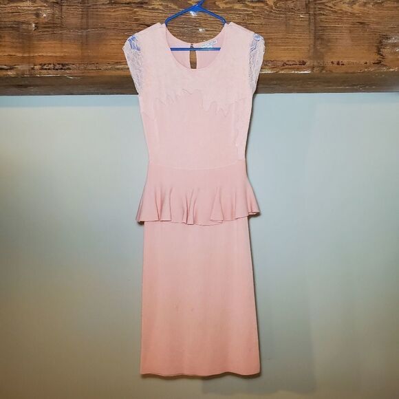 Eva Mendes Aubrey Peplum Bodycon Peach Dress - Picture 3 of 12